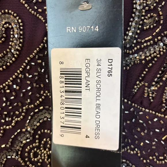 Pisarro Nights 3/4 Sleeve Beaded V-Neck Eggplant Purple Gown Sz. 4 NWT - Picture 4 of 4